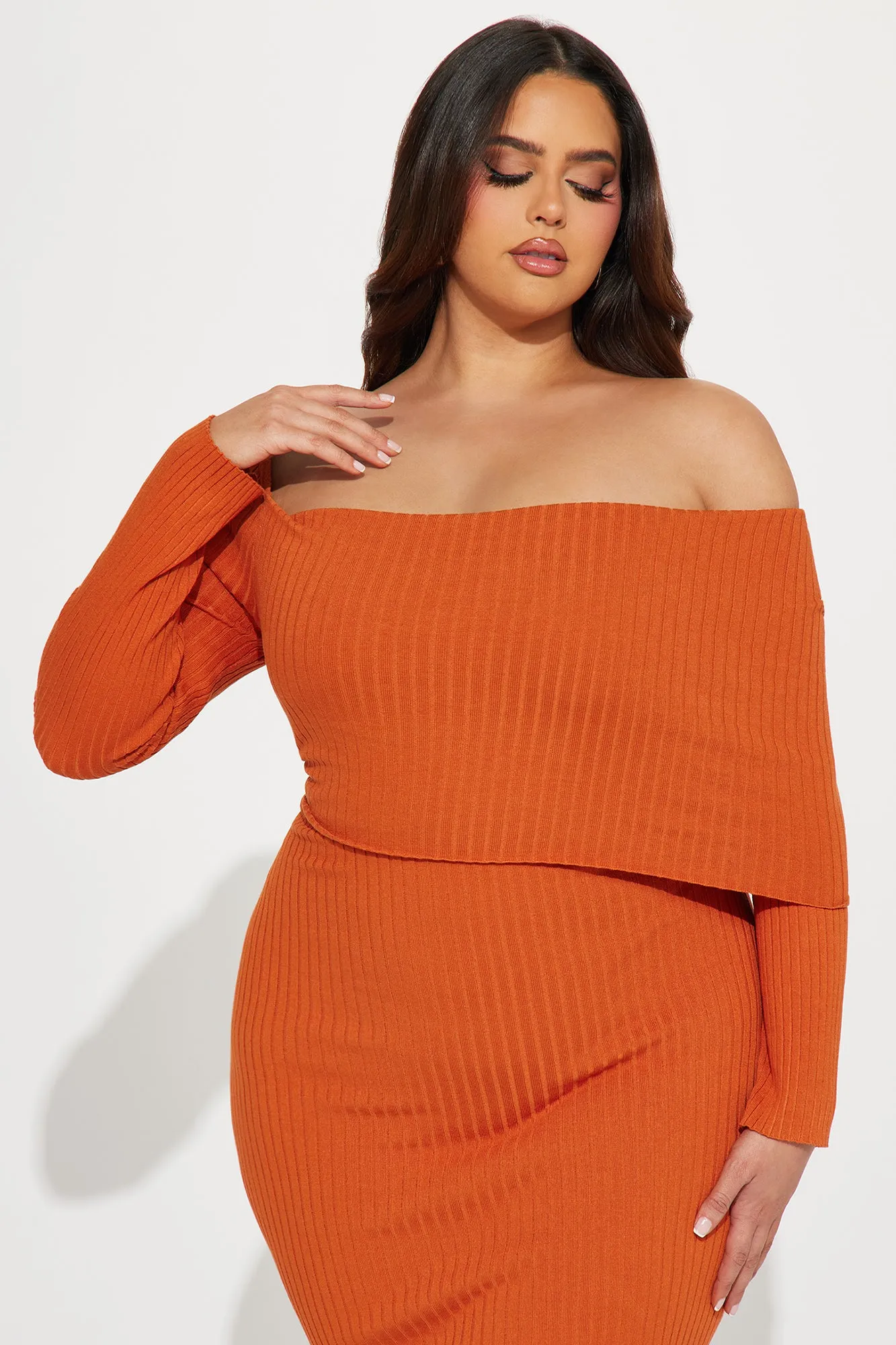 Arya Sweater Maxi Dress - Rust