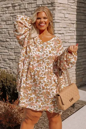 Keep Smiling Floral Shift Dress in Golden Honey Curves