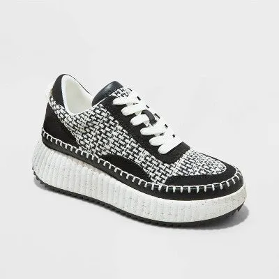 New - Universal Thread Women's Low Top Lace-Up Sneakers Memory Foam Insole Woven