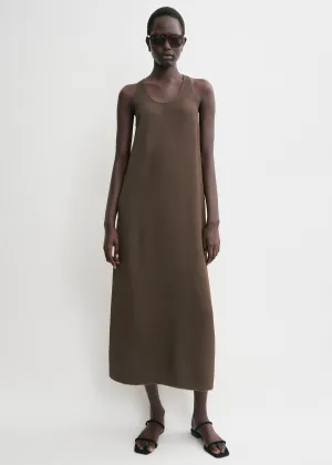 Scoop-neck sablé dress chocolate