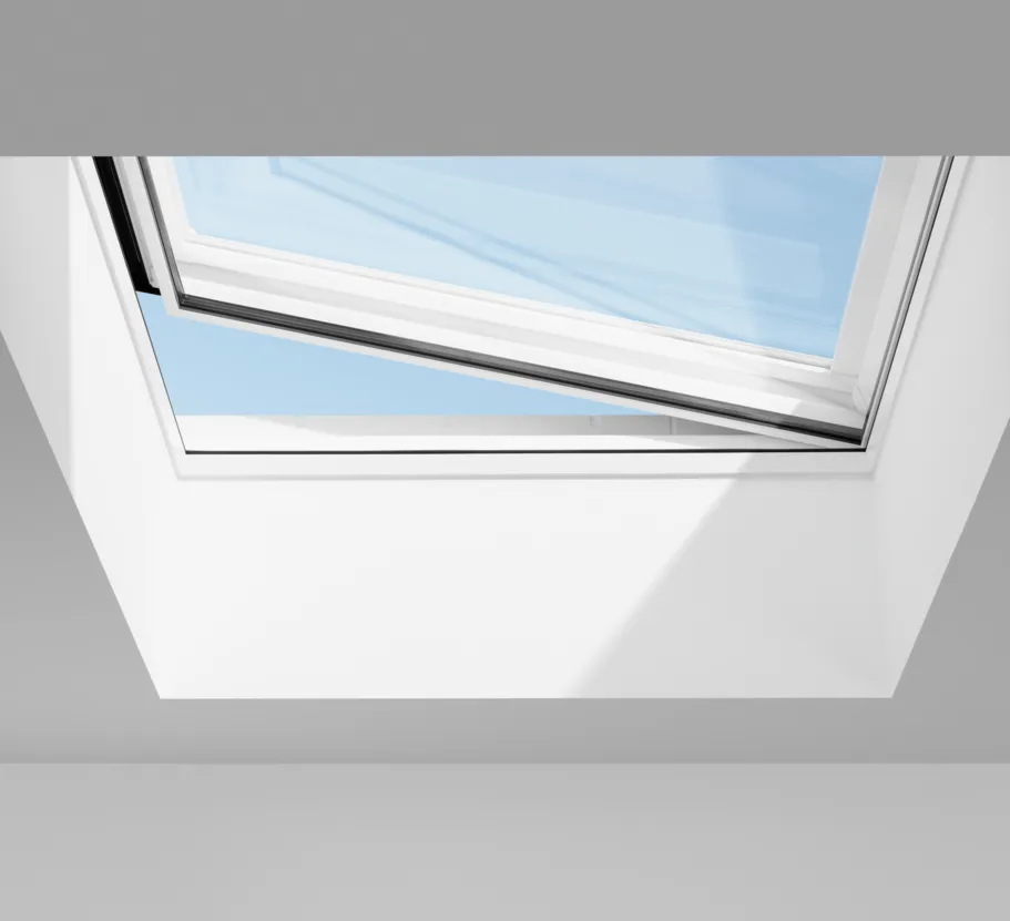 VELUX CVU 060060 0325Q INTEGRA® SOLAR Powered Triple Glazed Flat Roof Window Base (60 x 60 cm)